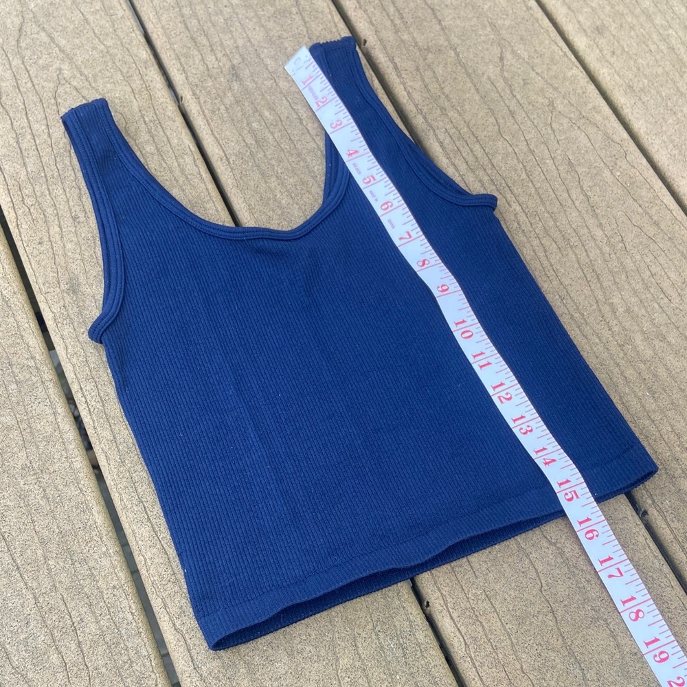 Aeropostale Women’s Ribbed V-Neck Fitted Crop Tank Blue Size Small - Picture 5 of 5